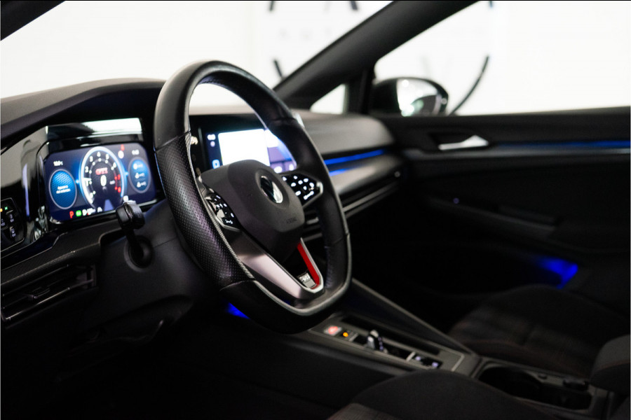 Volkswagen Golf 2.0 TSI GTI 245PK | LED | Stoelverw. | Sfeer | Carplay | Garantie