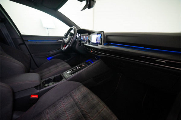 Volkswagen Golf 2.0 TSI GTI 245PK | LED | Stoelverw. | Sfeer | Carplay | Garantie