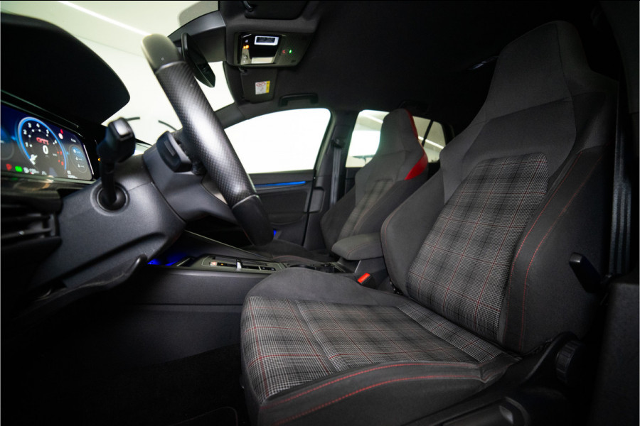 Volkswagen Golf 2.0 TSI GTI 245PK | LED | Stoelverw. | Sfeer | Carplay | Garantie