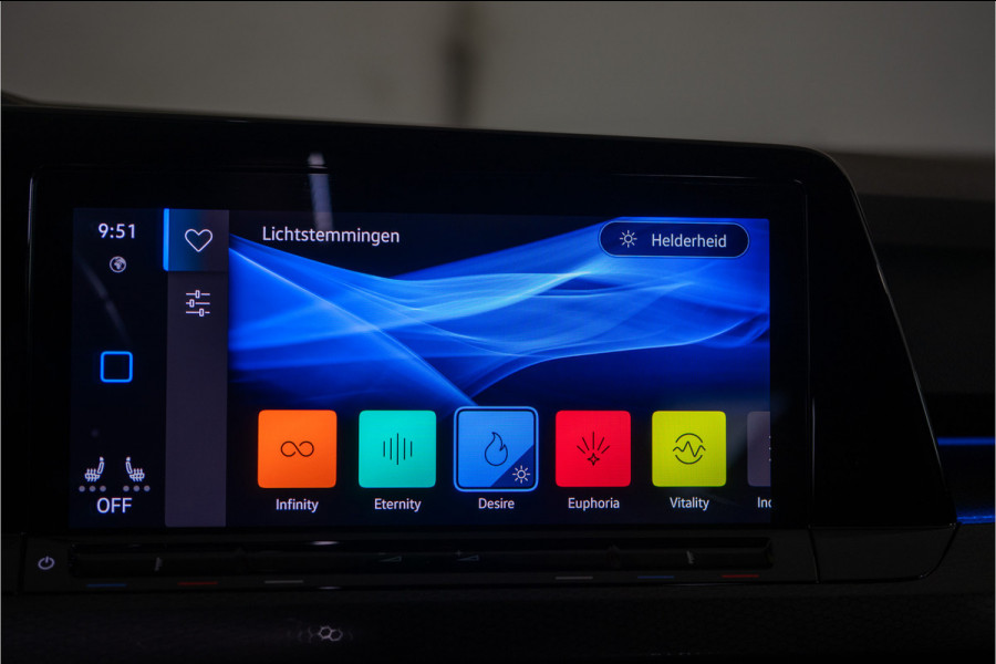 Volkswagen Golf 2.0 TSI GTI 245PK | LED | Stoelverw. | Sfeer | Carplay | Garantie