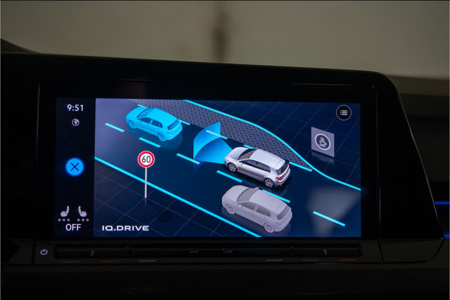 Volkswagen Golf 2.0 TSI GTI 245PK | LED | Stoelverw. | Sfeer | Carplay | Garantie
