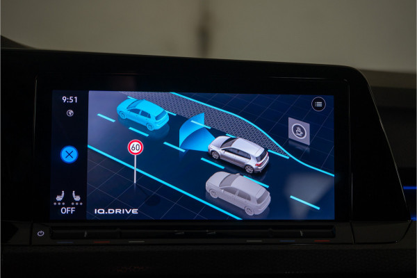 Volkswagen Golf 2.0 TSI GTI 245PK | LED | Stoelverw. | Sfeer | Carplay | Garantie