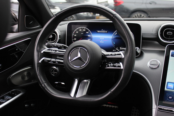 Mercedes-Benz C-Klasse Estate 300 e 4MATIC AMG Line / Panoramadak / 360Camera / Burmester / Sfeerverlichting / 18'' / CarPlay / Stoelverwarming / DAB / Cruise Control