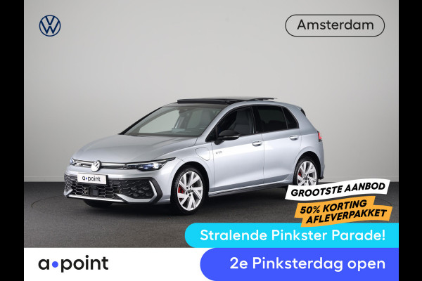 Volkswagen Golf 1.5 eHybrid GTE 272 pk Automaat (DSG) | Verlengde garantie | Navigatie | Panoramadak | Trekhaak (wegklapbaar) | Parkeersensoren (Park assist) | Achteruitrijcamera | Stoelverwarming |