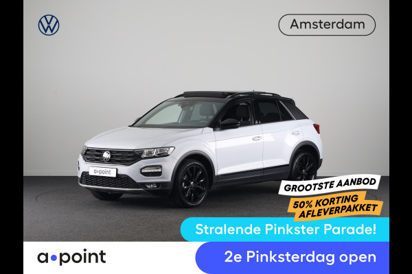 Volkswagen T-Roc 1.5 TSI Sport 150 pk Automaat (DSG) | Navigatie via App | Panoramadak | Parkeersensoren | Black Style pakket | Stoelverwarming |