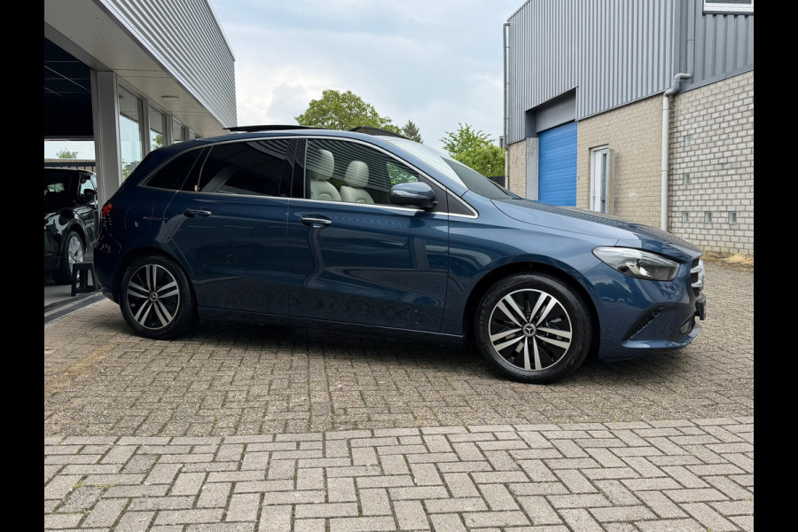 Mercedes-Benz B-Klasse 250 e Business Luxury Limited | Panoramadak | Voll Leder | Navi | Cruise | Camera | Trekhaak | Sfeerverl.