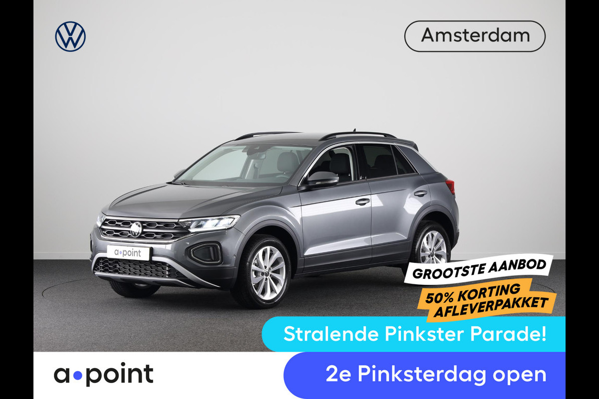 Volkswagen T-Roc Life Edition 1.5 110 kW / 150 pk TSI SUV 7 versn. | Verlengde garantie | Private lease vanaf € 699,- pm | Navigatie via App | Parkeersensoren (Park assist) | Achteruitrijcamera | Adaptieve cruise control |