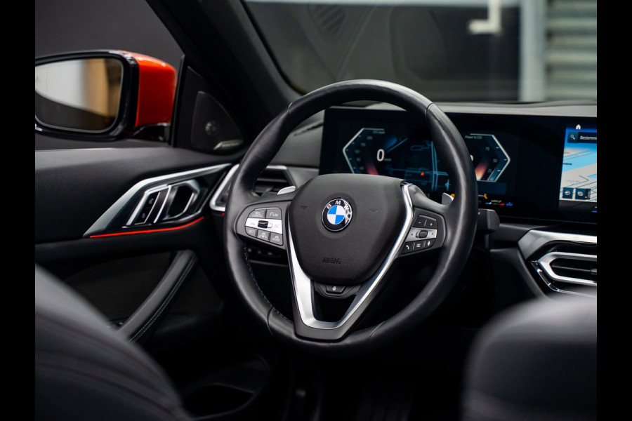 BMW 4 Serie Cabrio 420i High Executive | Sportleder | Camera | Harman | Laser | Head-up