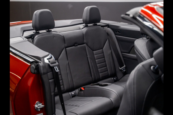 BMW 4 Serie Cabrio 420i High Executive | Sportleder | Camera | Harman | Laser | Head-up