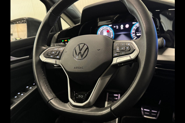 Volkswagen Golf 1.5 eTSI R-Line Edition | 50 JAHRE | FACELIFT | PANO | HUD | TREKHAAK