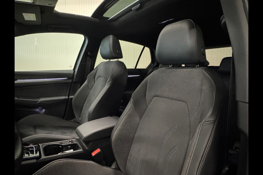 Volkswagen Golf 1.5 eTSI R-Line Edition | 50 JAHRE | FACELIFT | PANO | HUD | TREKHAAK