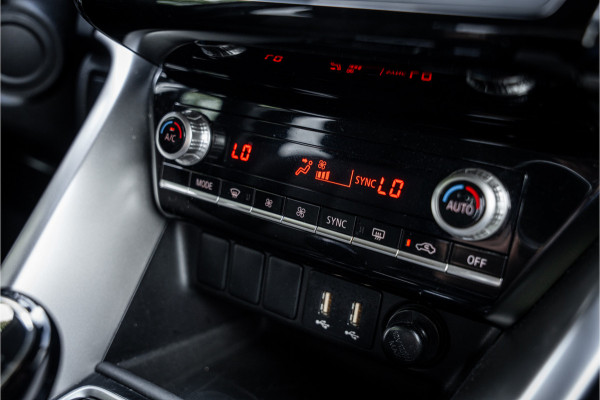Mitsubishi Eclipse Cross 2.4 PHEV Business Executive ** Trekhaak ** 1.500kg trekgewicht Rijbereik tot 45km (WLTP)