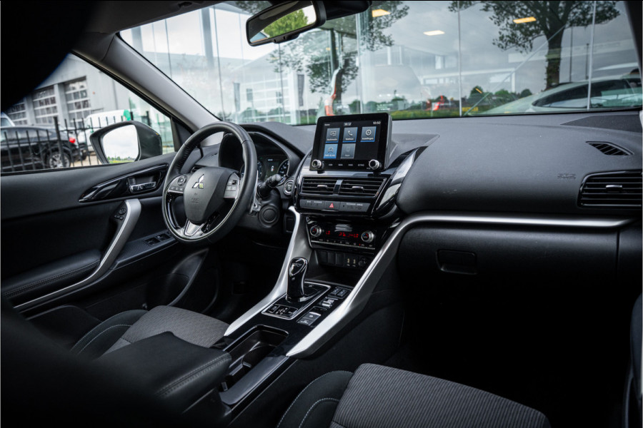 Mitsubishi Eclipse Cross 2.4 PHEV Business Executive ** Trekhaak ** 1.500kg trekgewicht Rijbereik tot 45km (WLTP)