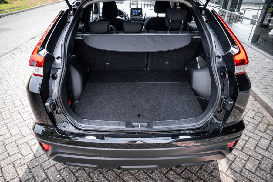 Mitsubishi Eclipse Cross 2.4 PHEV Business Executive ** Trekhaak ** 1.500kg trekgewicht Rijbereik tot 45km (WLTP)