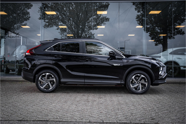 Mitsubishi Eclipse Cross 2.4 PHEV Business Executive ** Trekhaak ** 1.500kg trekgewicht Rijbereik tot 45km (WLTP)