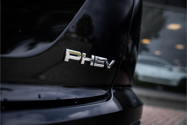 Mitsubishi Eclipse Cross 2.4 PHEV Business Executive ** Trekhaak ** 1.500kg trekgewicht Rijbereik tot 45km (WLTP)