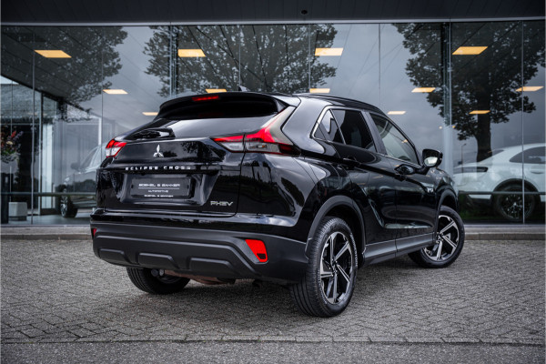 Mitsubishi Eclipse Cross 2.4 PHEV Business Executive ** Trekhaak ** 1.500kg trekgewicht Rijbereik tot 45km (WLTP)