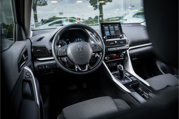 Mitsubishi Eclipse Cross 2.4 PHEV Business Executive ** Trekhaak ** 1.500kg trekgewicht Rijbereik tot 45km (WLTP)