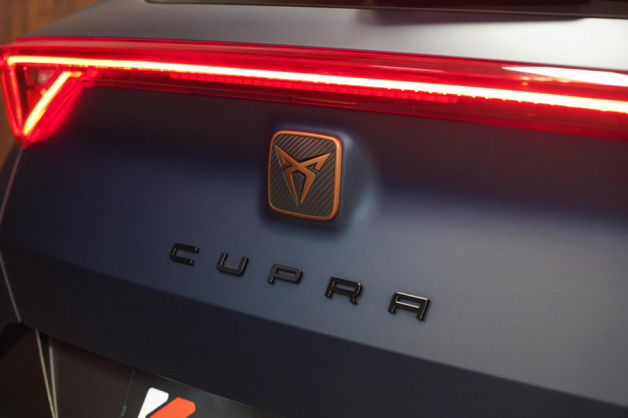 CUPRA Formentor 1.4 TSI e-Hybrid VZ Performance Carbon.Kuip|Pano|BTW|Leder|Elektr.Achterklep|Achteruitrijcamera