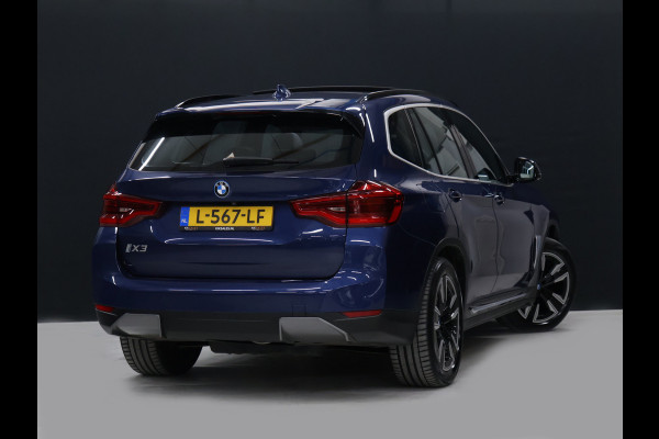 BMW iX3 Executive 80 kWh [SCHUIFKANTELDAK, ADAPTIVE CRUISE, MEMORY, APPLE CARPLAY, ANDROID, CAMERA, PDC, STOELVERWARMING, TREKHAAK, DRAADLOZE OPLADER, NIEUWSTAAT]