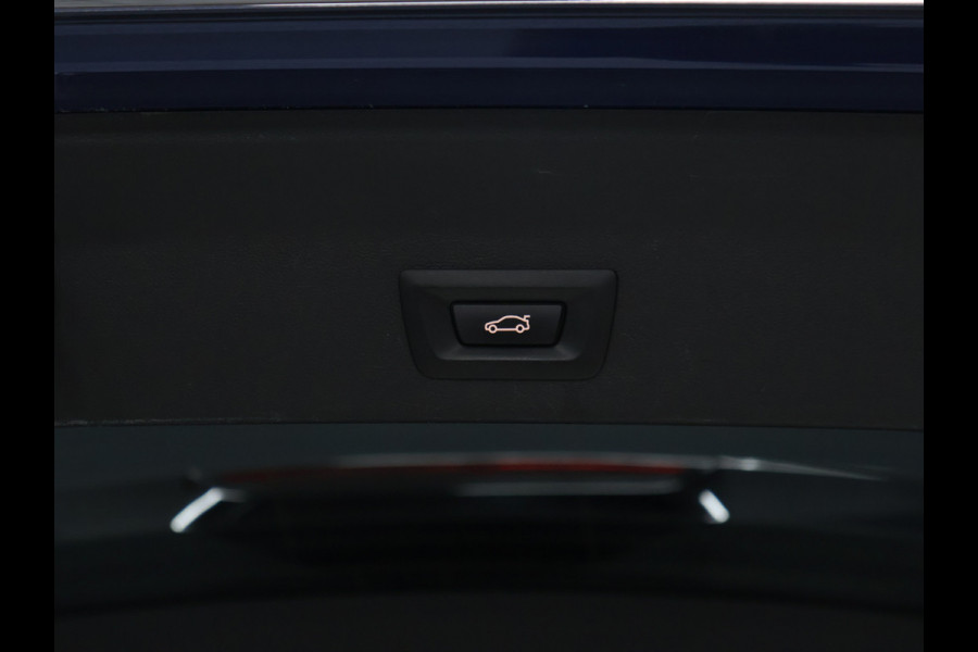 BMW iX3 Executive 80 kWh [SCHUIFKANTELDAK, ADAPTIVE CRUISE, MEMORY, APPLE CARPLAY, ANDROID, CAMERA, PDC, STOELVERWARMING, TREKHAAK, DRAADLOZE OPLADER, NIEUWSTAAT]
