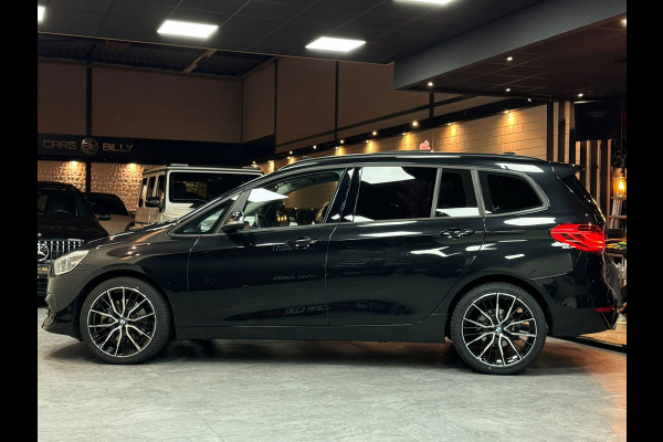 BMW 2 Serie Gran Tourer 220i 7p. High Executive|CRUISE|AUTO|PANO|AUTO
