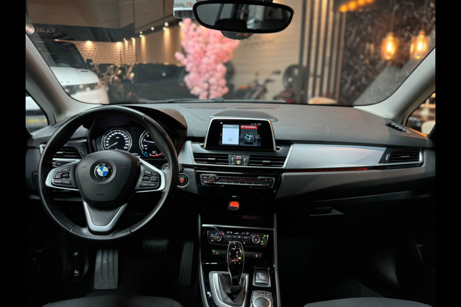 BMW 2 Serie Gran Tourer 220i 7p. High Executive|CRUISE|AUTO|PANO|AUTO