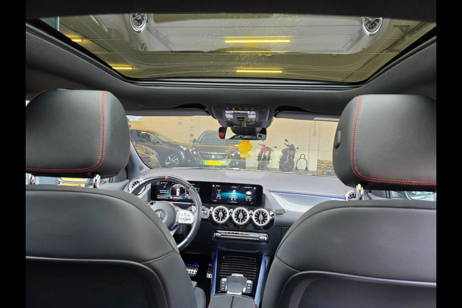 Mercedes-Benz GLA AMG 35 4MATIC / PANO / MATTE GREY / LEDER-ALCANTARA / CAMERA / KEYLESS / BURMESTER / CARPLAY / 21 INCH !