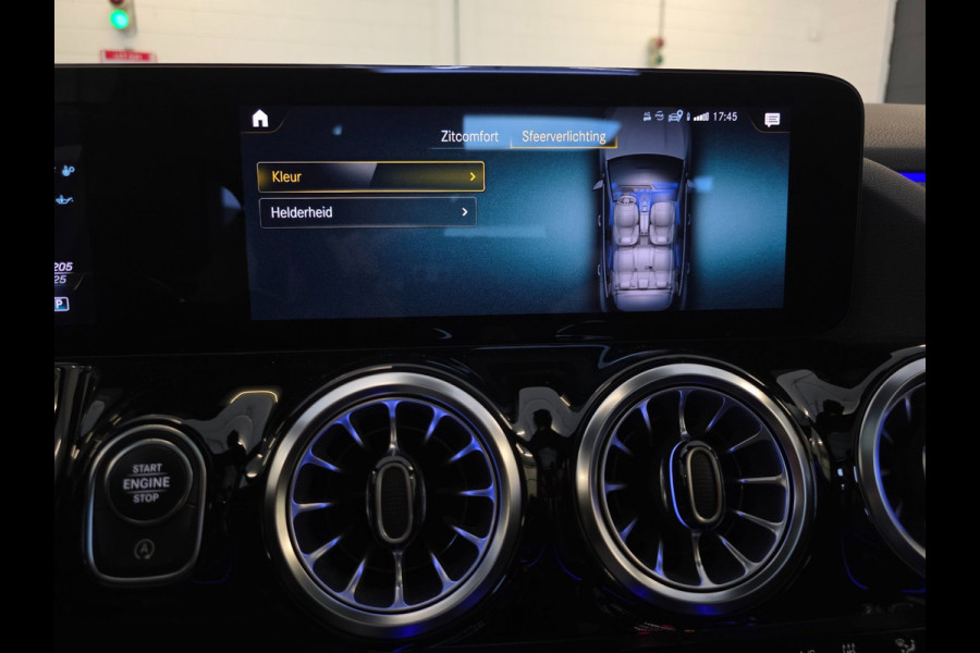 Mercedes-Benz GLA AMG 35 4MATIC / PANO / MATTE GREY / LEDER-ALCANTARA / CAMERA / KEYLESS / BURMESTER / CARPLAY / 21 INCH !