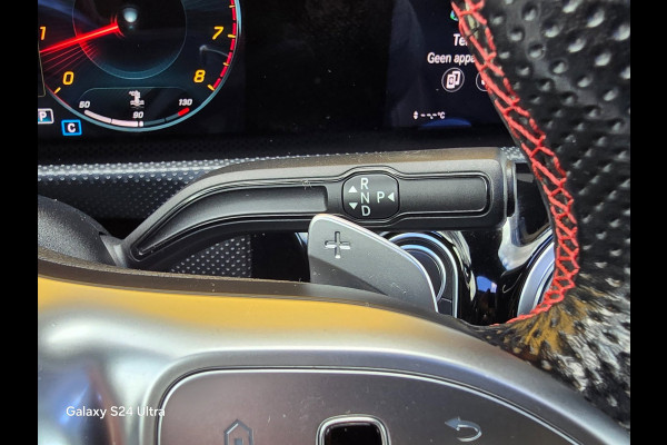 Mercedes-Benz CLA-Klasse 250 AMG 45 Look / Aut / 224 PK / Memory / Elek Stoelen / Navi / Camera / Sfeerverlichting / Panoramadak