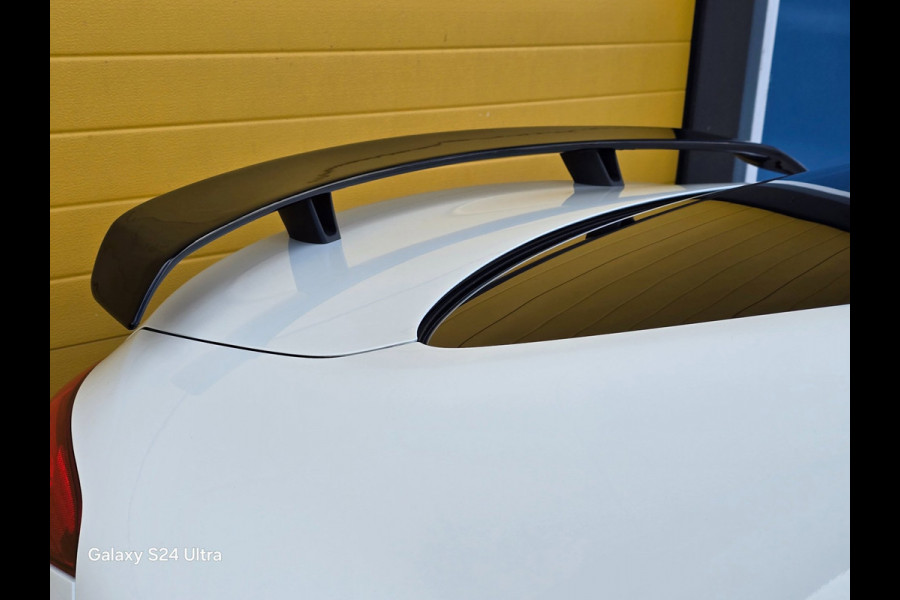 Mercedes-Benz CLA-Klasse 250 AMG 45 Look / Aut / 224 PK / Memory / Elek Stoelen / Navi / Camera / Sfeerverlichting / Panoramadak