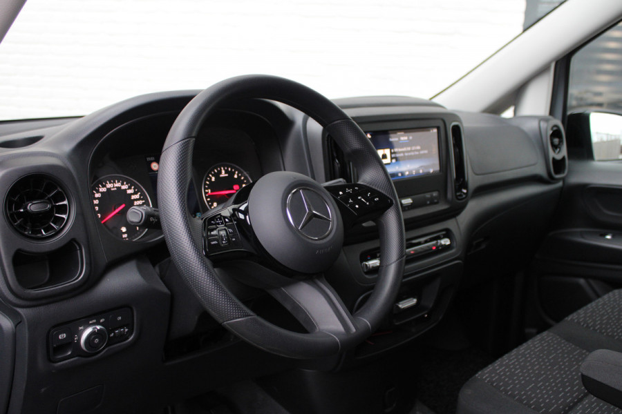 Mercedes-Benz Vito 114 CDI / Aut / Edition / Lang / 1.800km!! / Led / Camera / Navi / NIEUWSTAAT