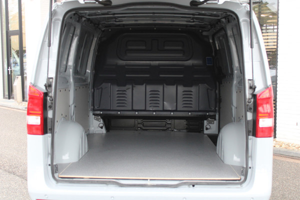 Mercedes-Benz Vito 114 CDI / Aut / Edition / Lang / 1.800km!! / Led / Camera / Navi / NIEUWSTAAT