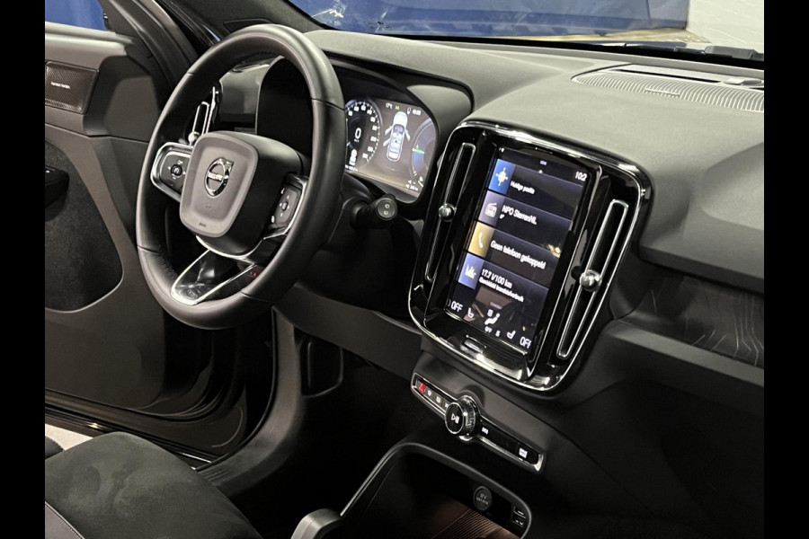 Volvo XC40 1.5 T5 Plug-in hybrid Plus Dark Stuur-/stoelverwarming | 360 camera | Memory | Harman/Kardon | Cruise Control | Carplay