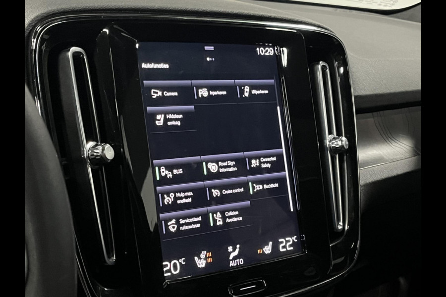 Volvo XC40 1.5 T5 Plug-in hybrid Plus Dark Stuur-/stoelverwarming | 360 camera | Memory | Harman/Kardon | Cruise Control | Carplay