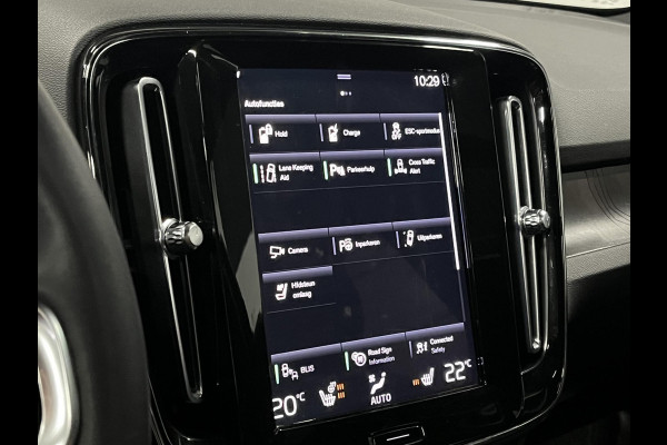 Volvo XC40 1.5 T5 Plug-in hybrid Plus Dark Stuur-/stoelverwarming | 360 camera | Memory | Harman/Kardon | Cruise Control | Carplay