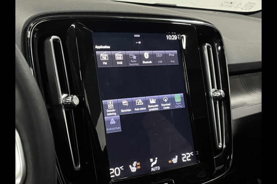 Volvo XC40 1.5 T5 Plug-in hybrid Plus Dark Stuur-/stoelverwarming | 360 camera | Memory | Harman/Kardon | Cruise Control | Carplay