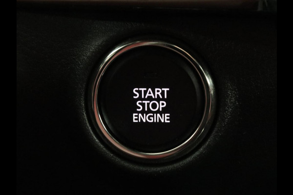 Mazda 3 2.0 e-SkyActiv-X M Hybrid 186 Luxury | Dieprood leder | 360 Camera | Head-Up | Stoelverwarming | Adaptive cruise | Memory | Carplay | Navigatie | Keyless | Full LED | Stuurverwarming