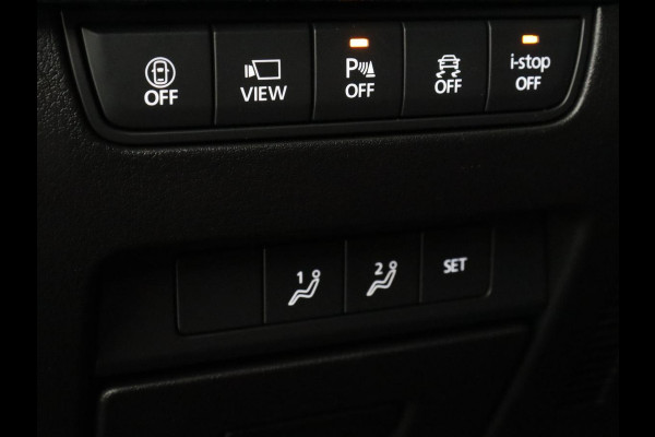 Mazda 3 2.0 e-SkyActiv-X M Hybrid 186 Luxury | Dieprood leder | 360 Camera | Head-Up | Stoelverwarming | Adaptive cruise | Memory | Carplay | Navigatie | Keyless | Full LED | Stuurverwarming