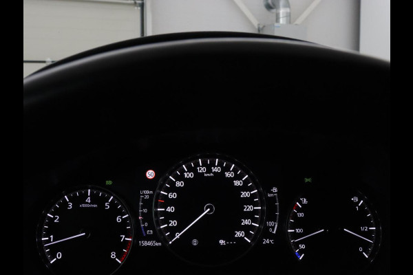Mazda 3 2.0 e-SkyActiv-X M Hybrid 186 Luxury | Dieprood leder | 360 Camera | Head-Up | Stoelverwarming | Adaptive cruise | Memory | Carplay | Navigatie | Keyless | Full LED | Stuurverwarming