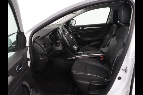 Renault Mégane 1.3 TCe Bose | Automaat | Adaptive cruise | Camera | Carplay | Navigatie | Park Assist | Keyless | Side Assist | Climate control | Bluetooth | Half leder | Getint glas