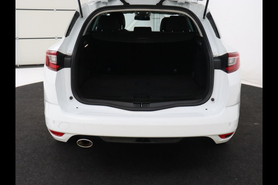 Renault Mégane 1.3 TCe Bose | Automaat | Adaptive cruise | Camera | Carplay | Navigatie | Park Assist | Keyless | Side Assist | Climate control | Bluetooth | Half leder | Getint glas