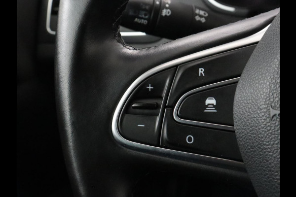 Renault Mégane 1.3 TCe Bose | Automaat | Adaptive cruise | Camera | Carplay | Navigatie | Park Assist | Keyless | Side Assist | Climate control | Bluetooth | Half leder | Getint glas