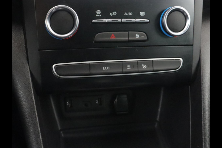 Renault Mégane 1.3 TCe Bose | Automaat | Adaptive cruise | Camera | Carplay | Navigatie | Park Assist | Keyless | Side Assist | Climate control | Bluetooth | Half leder | Getint glas