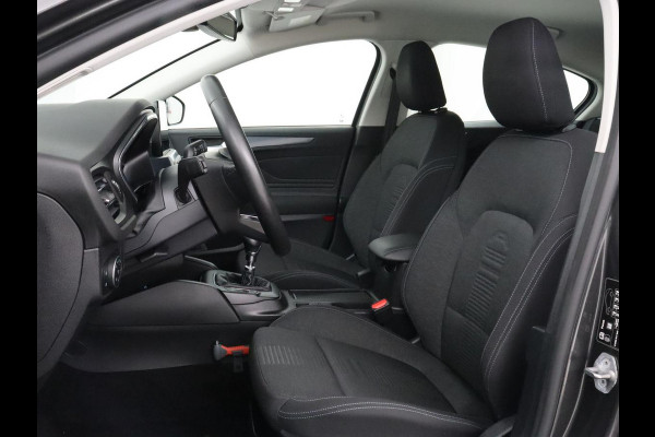 Ford Focus 1.0 EcoBoost Hybrid Active | Trekhaak | Camera | Carplay | Navigatie | Full LED | Keyless | DAB | Climate control | Parkeerhulp | Cruise control | Bluetooth