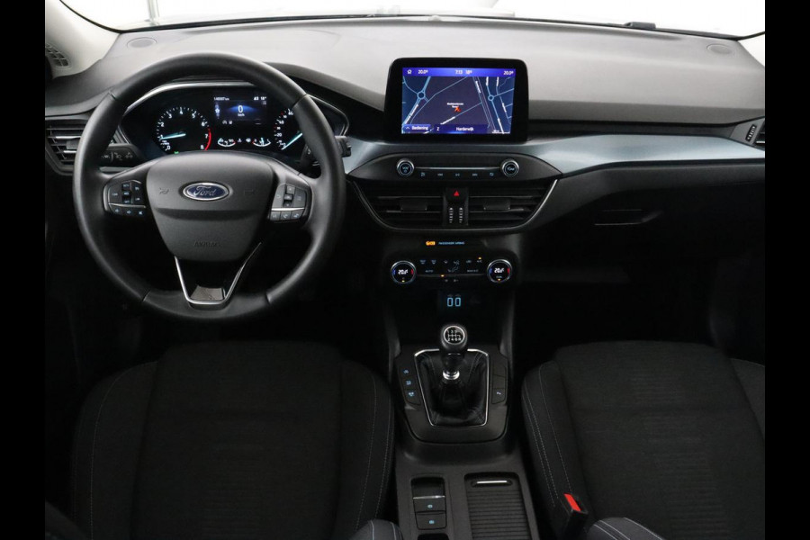 Ford Focus 1.0 EcoBoost Hybrid Active | Trekhaak | Camera | Carplay | Navigatie | Full LED | Keyless | DAB | Climate control | Parkeerhulp | Cruise control | Bluetooth