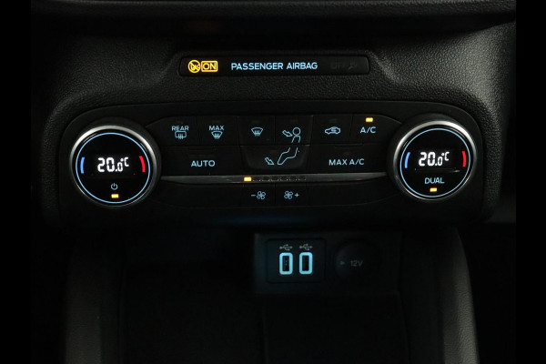 Ford Focus 1.0 EcoBoost Hybrid Active | Trekhaak | Camera | Carplay | Navigatie | Full LED | Keyless | DAB | Climate control | Parkeerhulp | Cruise control | Bluetooth