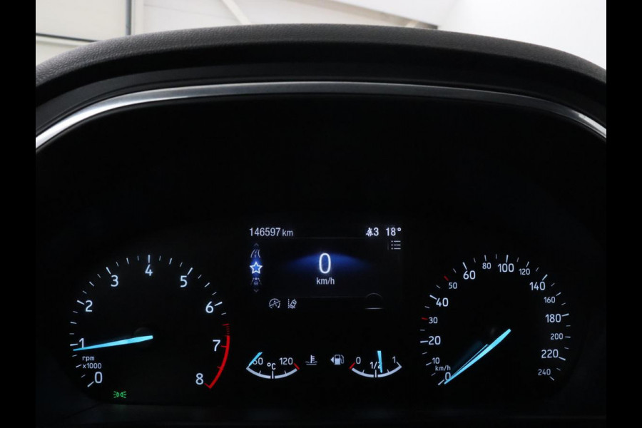 Ford Focus 1.0 EcoBoost Hybrid Active | Trekhaak | Camera | Carplay | Navigatie | Full LED | Keyless | DAB | Climate control | Parkeerhulp | Cruise control | Bluetooth