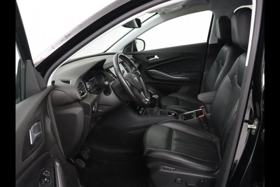Opel Grandland X 1.2 Turbo Innovation | Stoelventilatie | Leder | Trekhaak | Camera | Carplay | Side Assist | Stoelverwarming | Full LED | Keyless | Climate control | Navigatie | Cruise control