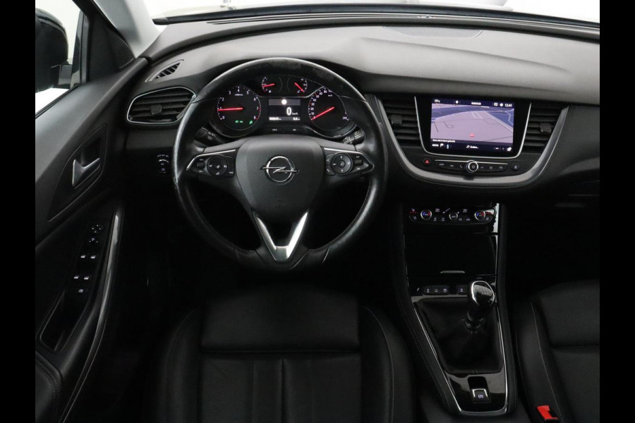 Opel Grandland X 1.2 Turbo Innovation | Stoelventilatie | Leder | Trekhaak | Camera | Carplay | Side Assist | Stoelverwarming | Full LED | Keyless | Climate control | Navigatie | Cruise control